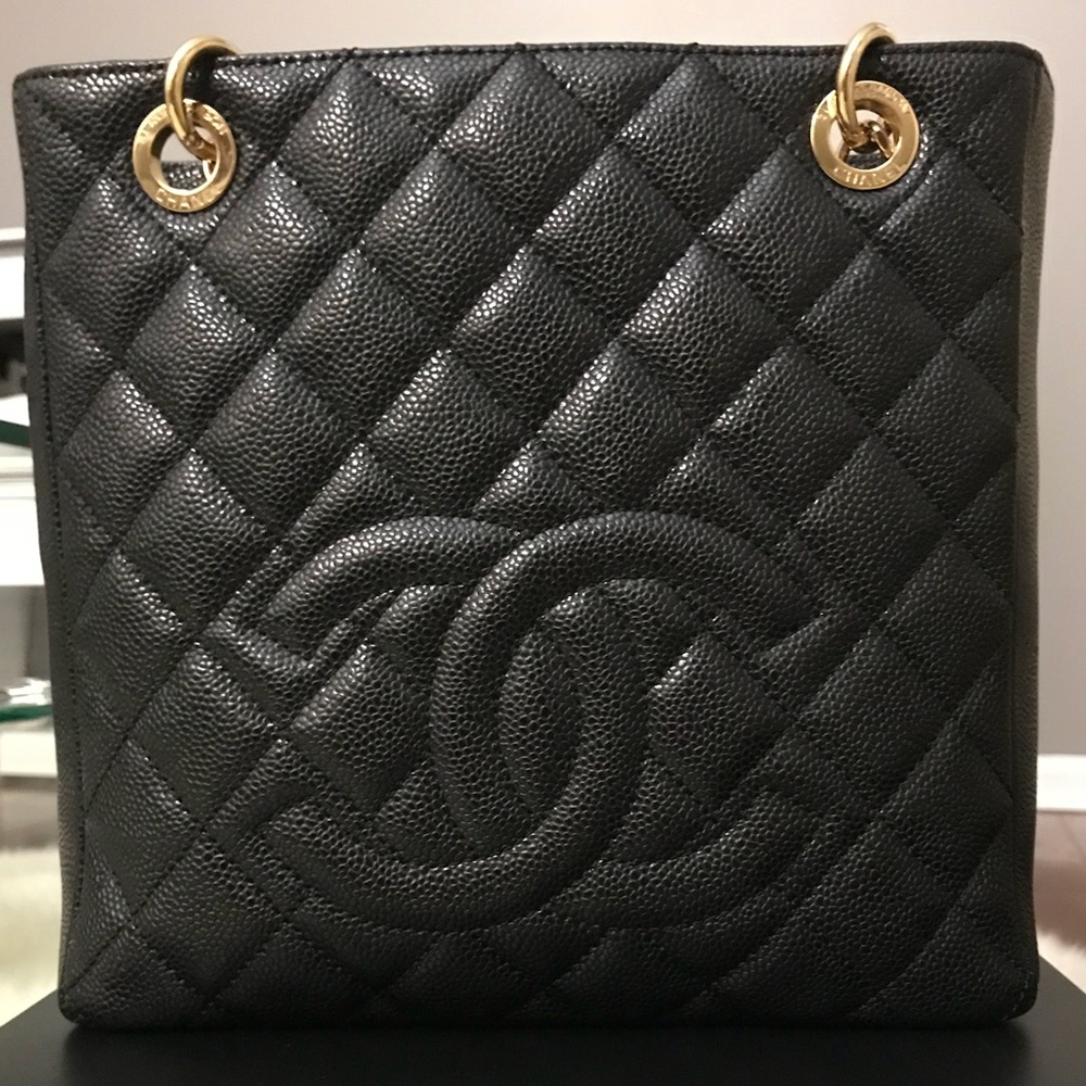 ⚠️SOLD ⚠️Chanel PST (Petite Shopping Tote)